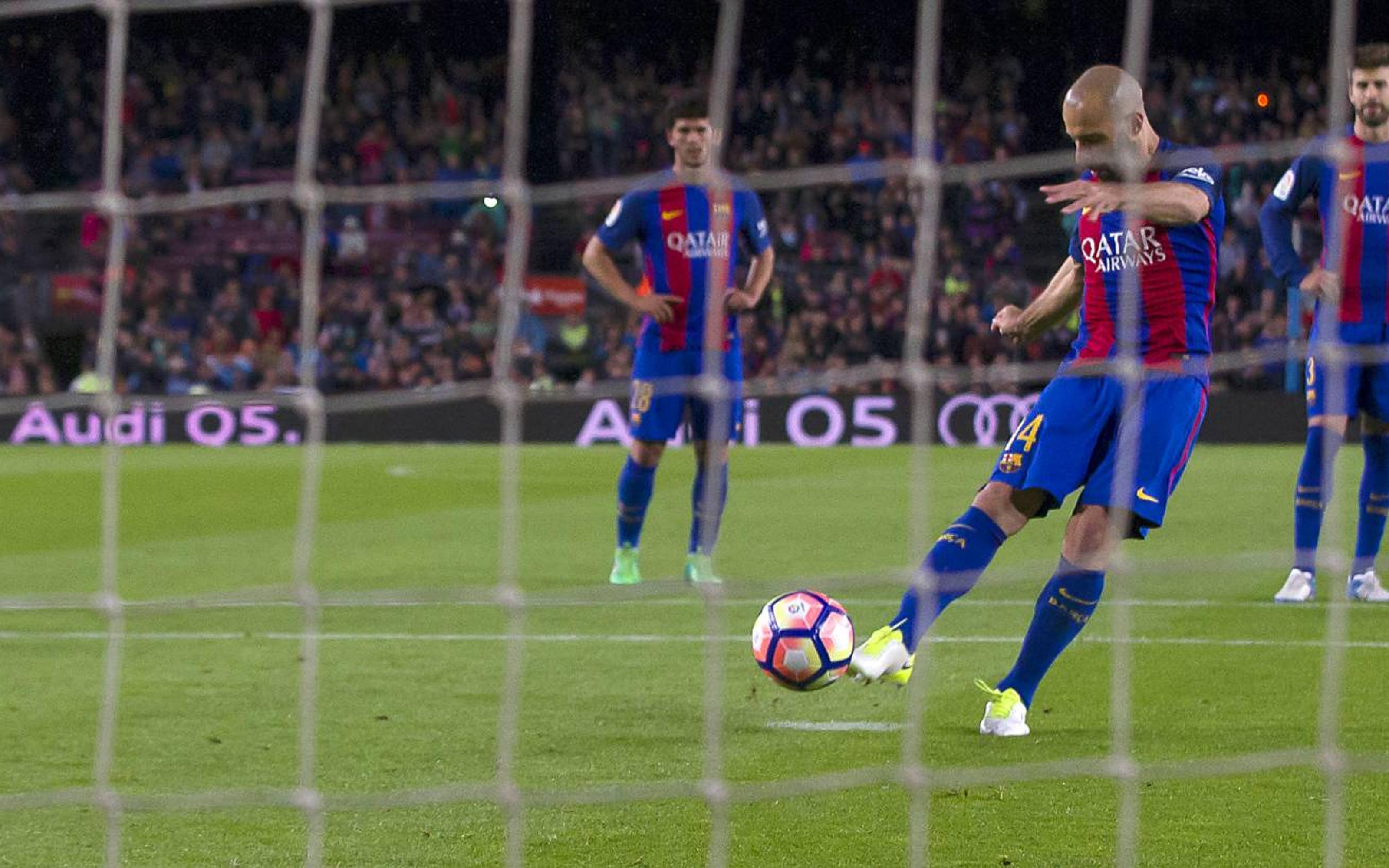 Javier Mascherano's First Goal For FC Barcelona