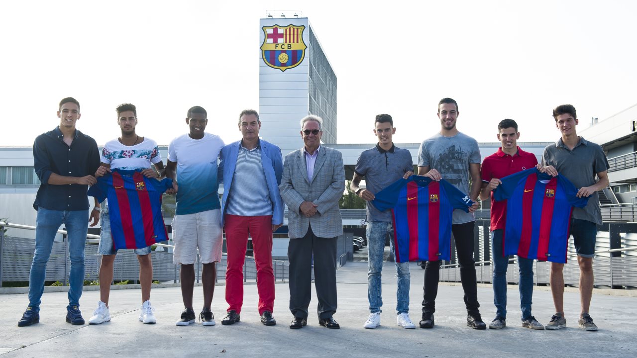 Barça B Present Seven New Players