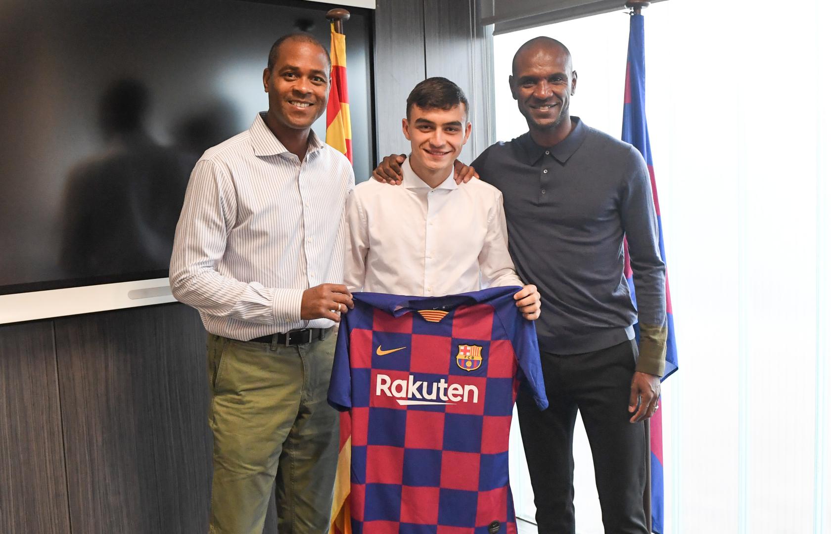 Pedri Visits The Fc Barcelona Facilities