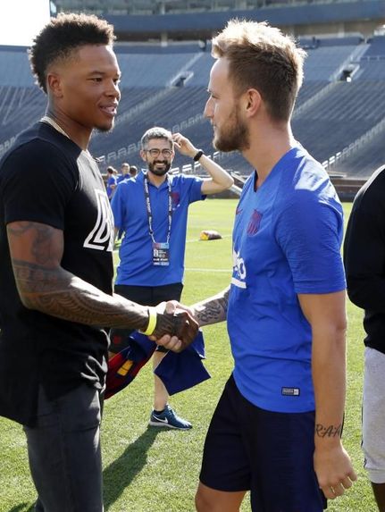 Barça meet members of the Detroit Lions