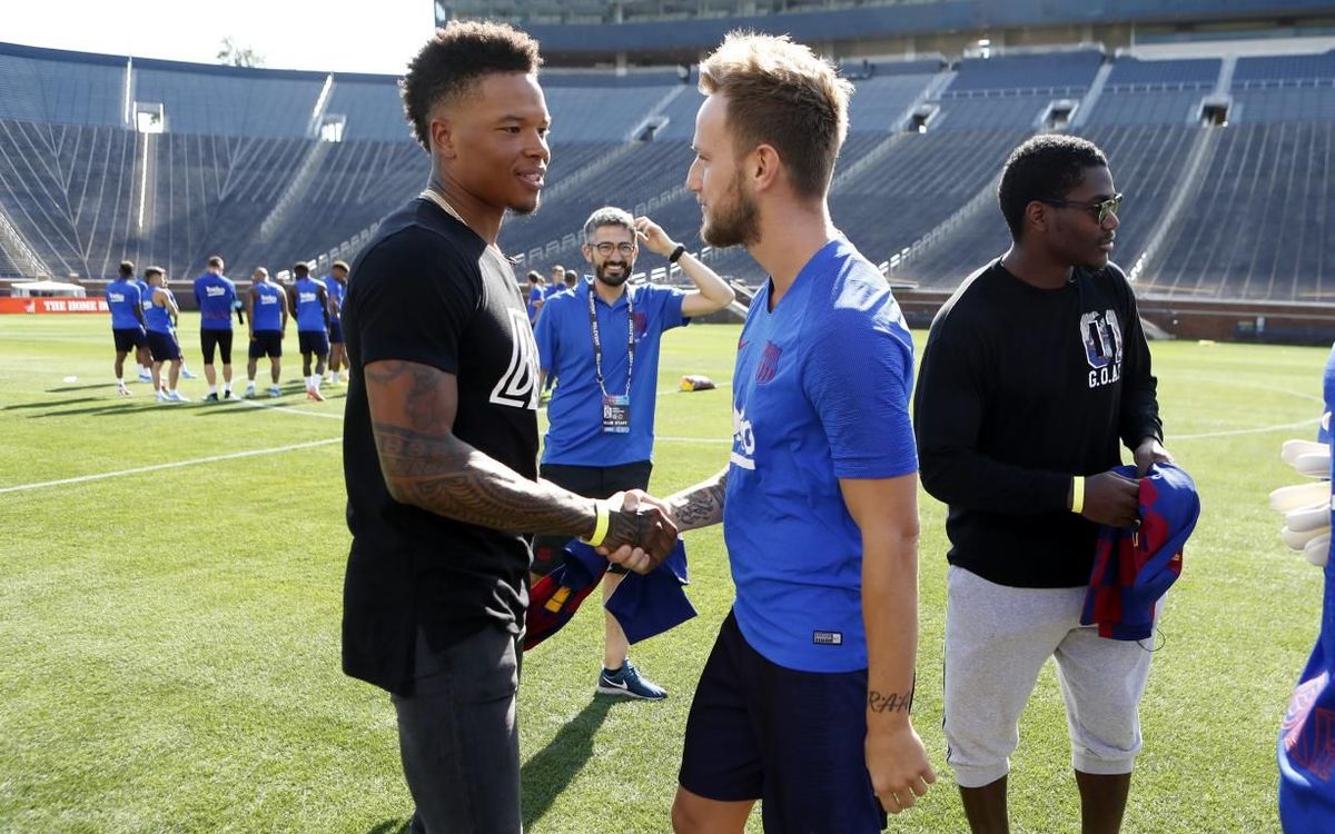 Barça meet members of the Detroit Lions