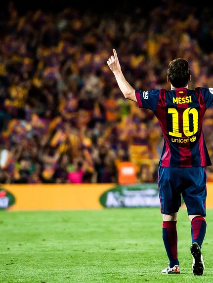 Leo Messi: 15 years, 15 pictures