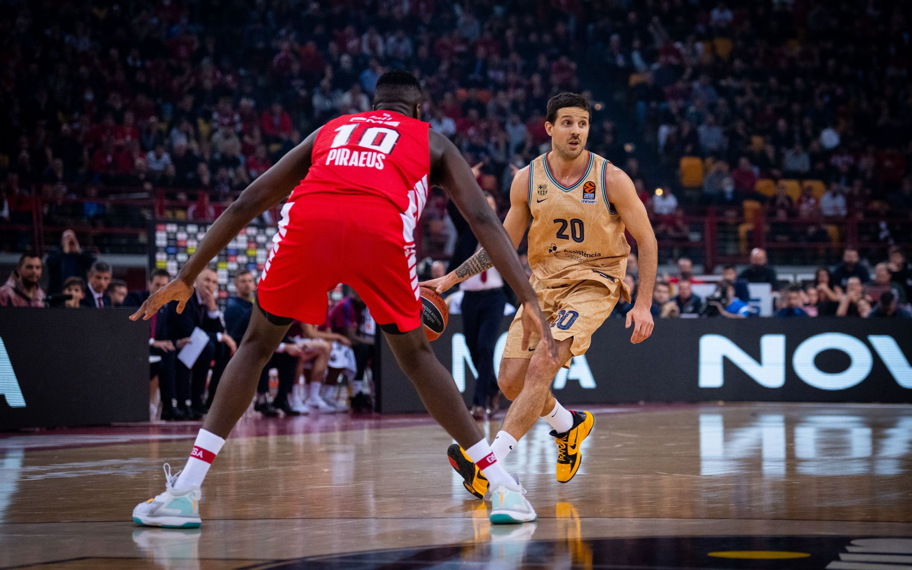 Olympiacos V Barça In The Euroleague