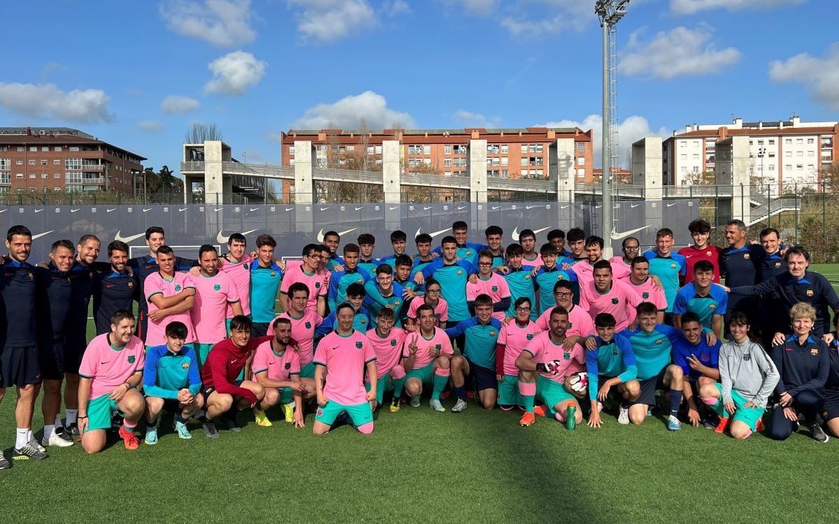 Entrenamiento inclusivo del Juvenil A con el Fundació Barça