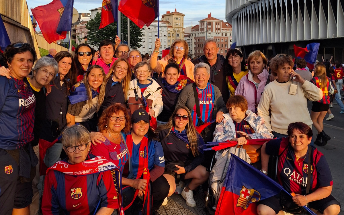 Un desplazamiento histórico lleno de exjugadoras del Barça