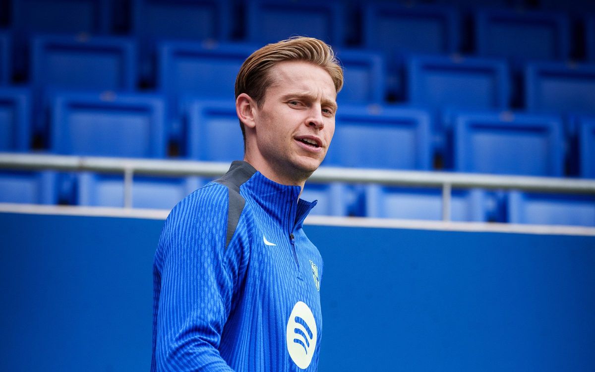 Frenkie de Jong avec le feu vert médical dans le groupe pour la réception des Young Boys