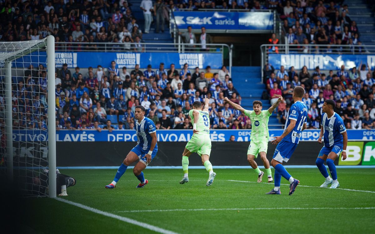 Vòng 9: Alavés - Barça (0-3)