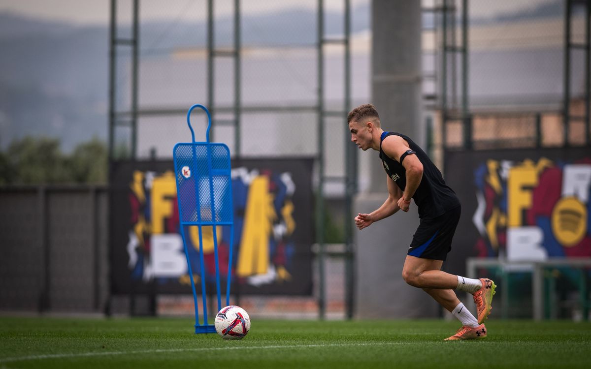 Fermín entrena con el grupo