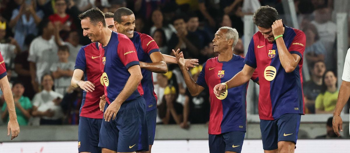 Los Barça Legends brillan y ganan en Brasil (1-2)