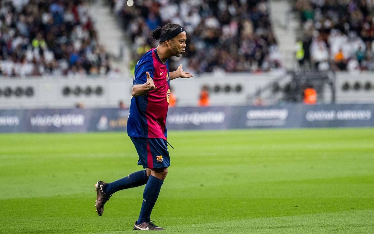 Real Madrid Leyendas 2-2 Barça Legends: Win on penalties in El Clásico