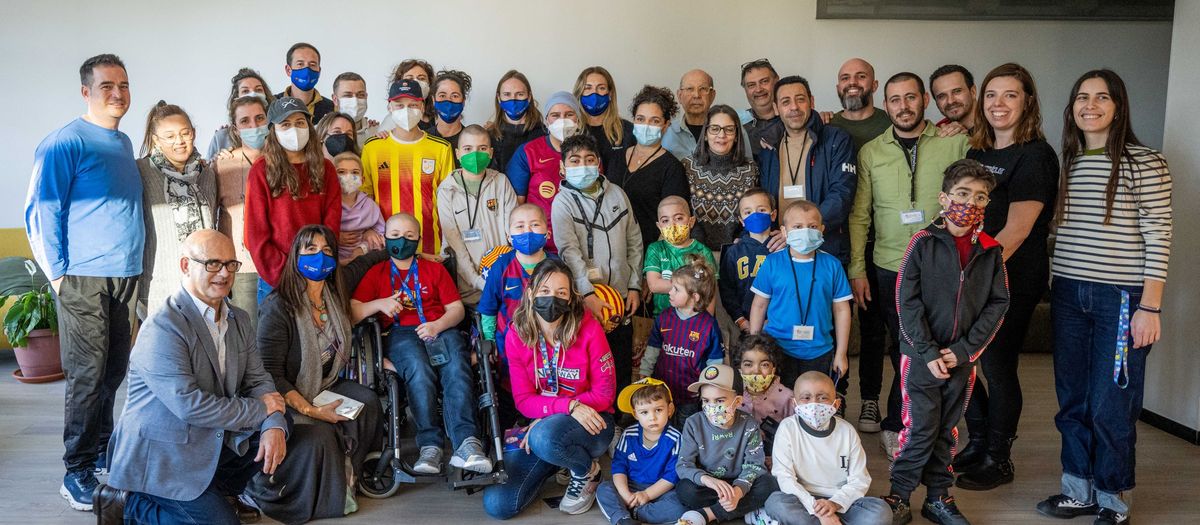 Barça Women visit children in hospitals and homes across the Barcelona metropolitan area