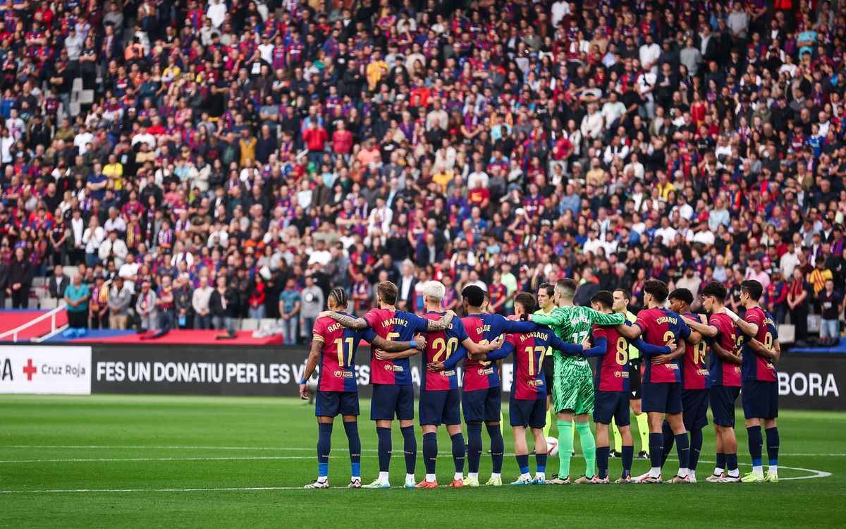 Subasta solidaria de las camisetas firmadas de los jugadores del partido contra el Valencia por la DANA