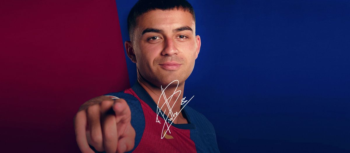 Pedri signs to stay with Barça until 2030